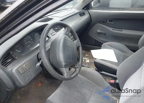 1995 Honda Civic Dx z USA, uszkodzony, nr VIN 1HGEJ2125SL058543